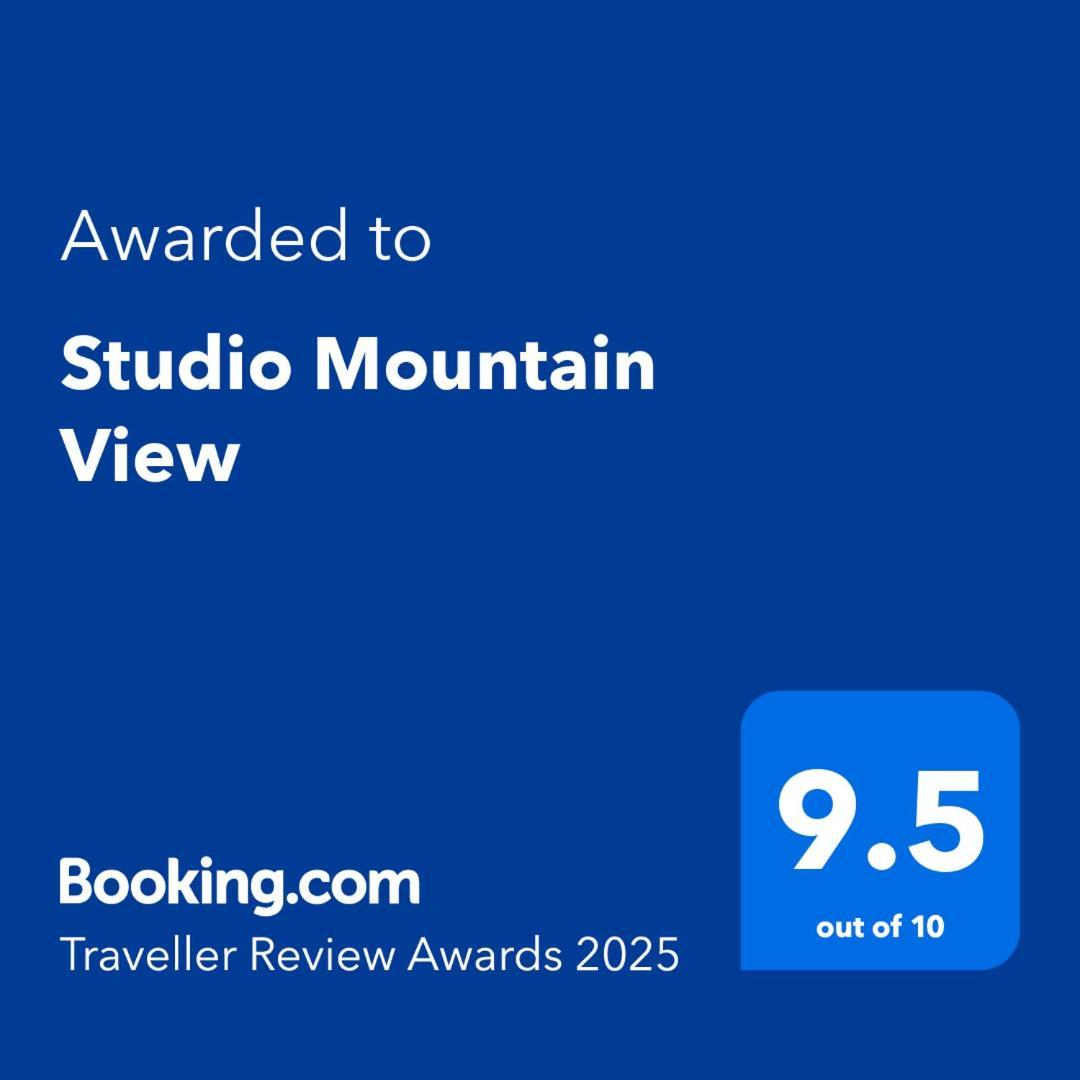 Mountain View *